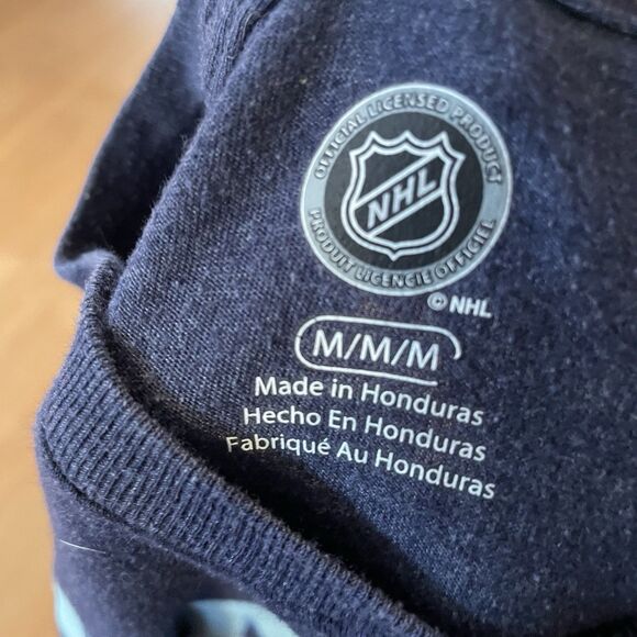 Seattle Kraken NHL Blue Short Sleeve T-shirt Size Medium - Picture 6 of 7